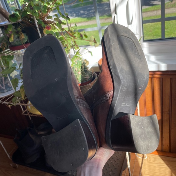 American Eagle Outfitters Chunky Y2K 90’s Boots. - Picture 6 of 11